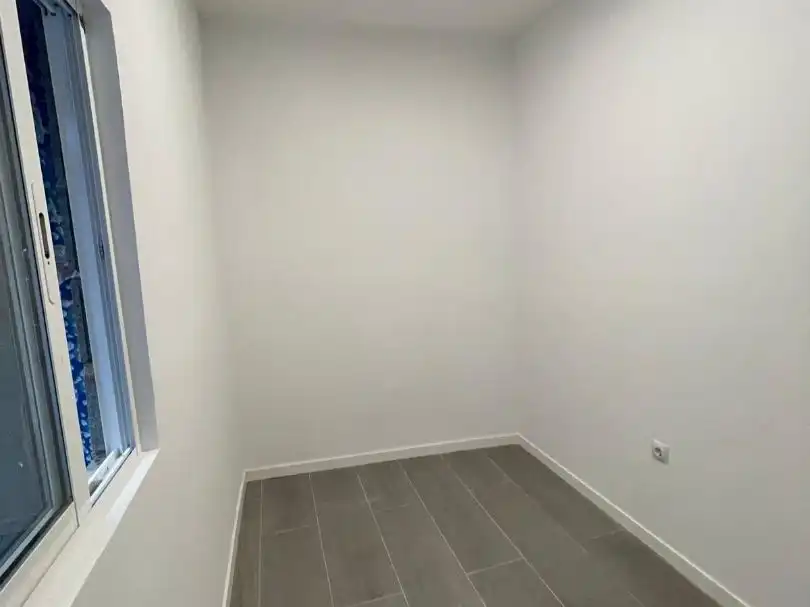 Commercial properties for rent in Esplugues de Llobregat  with Parquet flooring