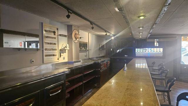 Local comercial en Venta en C. Jose Valero Urios en Rafal