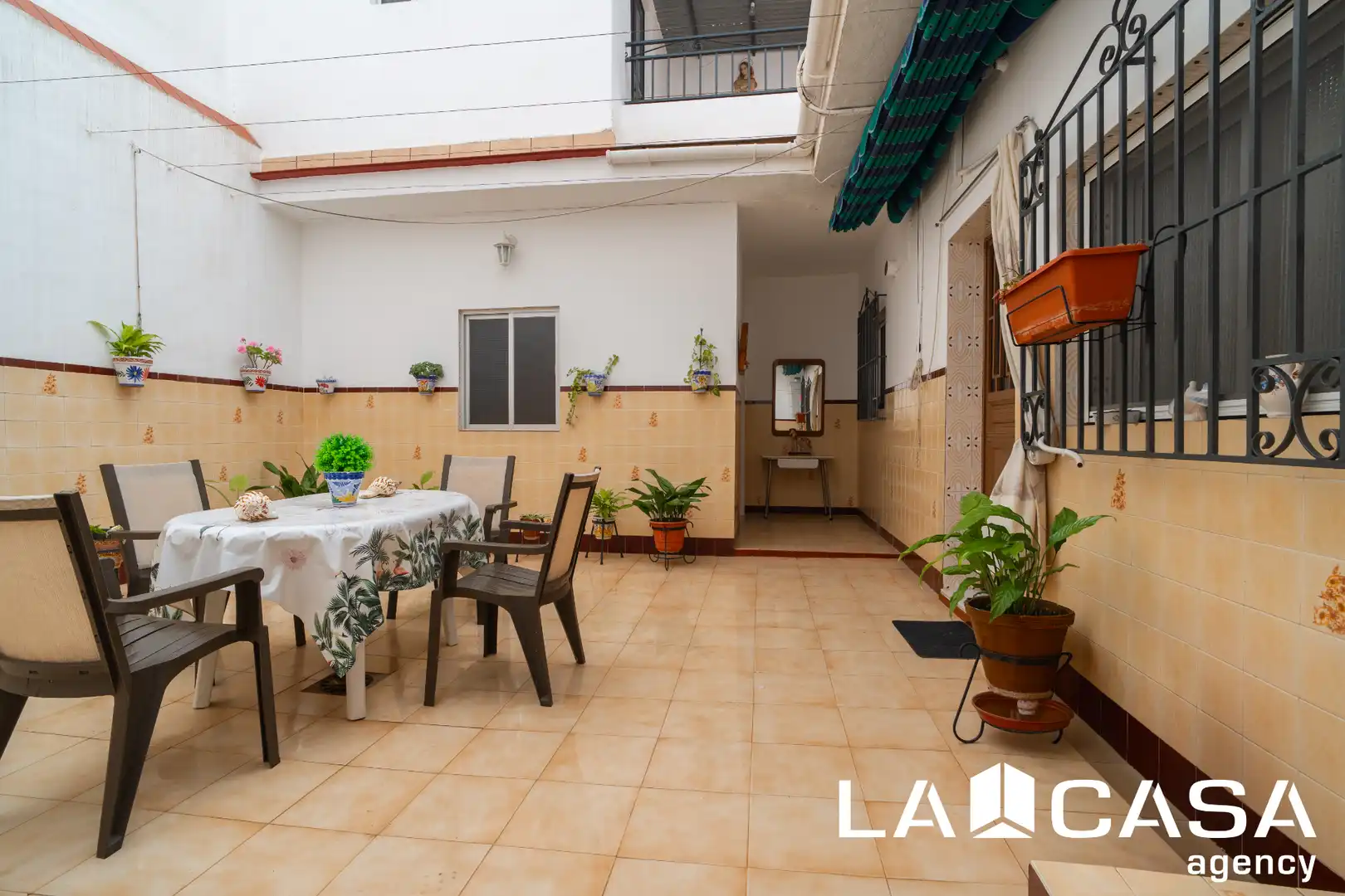 Terrace of Houses for sale in Dos Hermanas  with Air Conditioner, Heating and Furnished