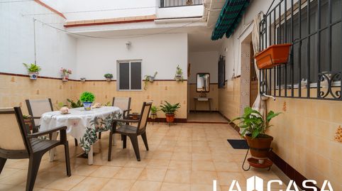 Photo 3 of Houses for sale in Calle Betis, Centro - Doña Mercedes, Dos Hermanas