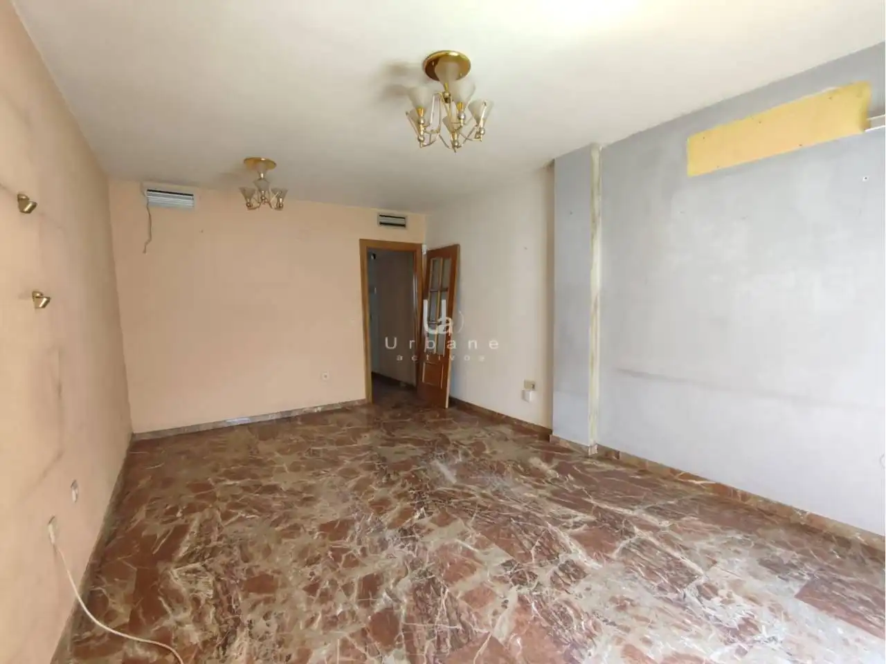 Dormitori de Pis en venda en Murcia amb Traster i Balcó