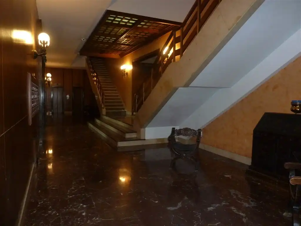 Piso en venta en  Pamplona / Iruña con Calefacción, Parquet y Terraza