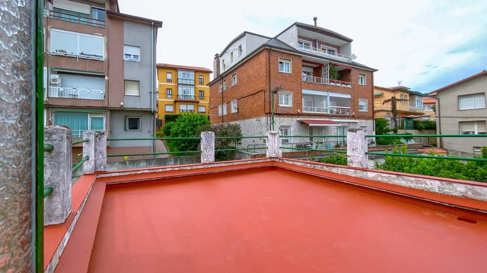 Terrassa de Casa adosada en venda en Santander amb Calefacció, Parquet i Terrassa