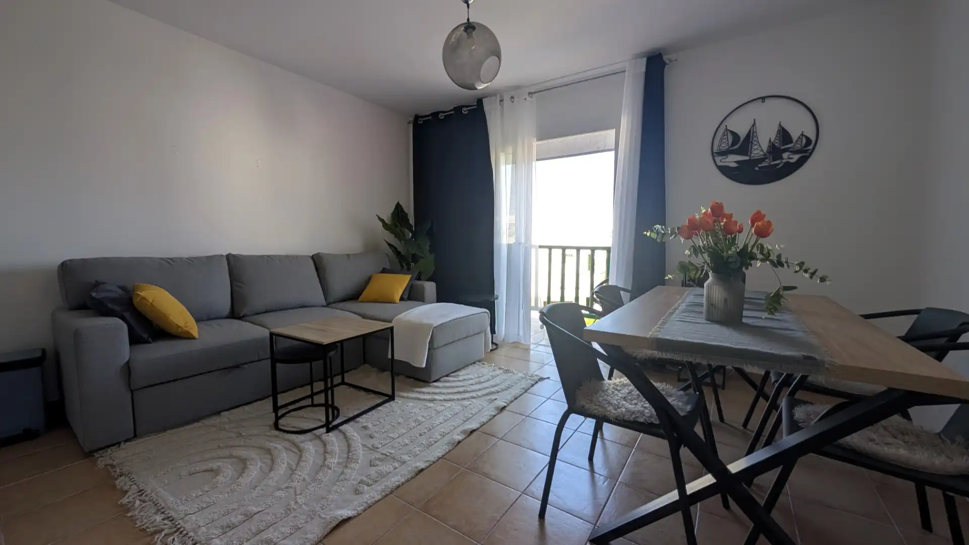 Sala de estar de Apartamento en venta en Antigua con Amueblado, Horno y Lavadora