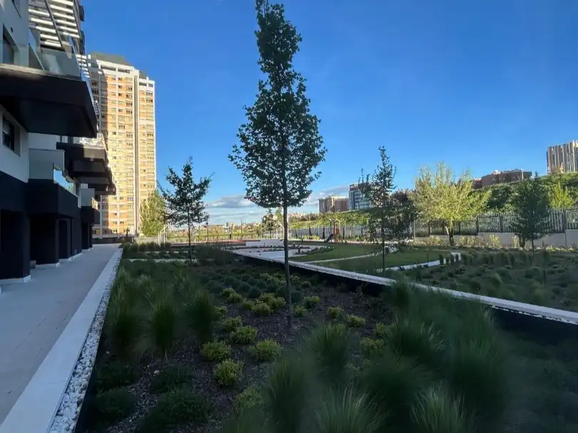 Terrassa de Pis de lloguer en  Madrid Capital amb Aire condicionat, Terrassa i Piscina