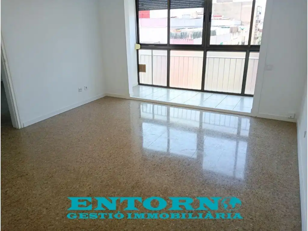 Flat for sale in Mollet del Vallès  with Air Conditioner, Terrace and Balcony