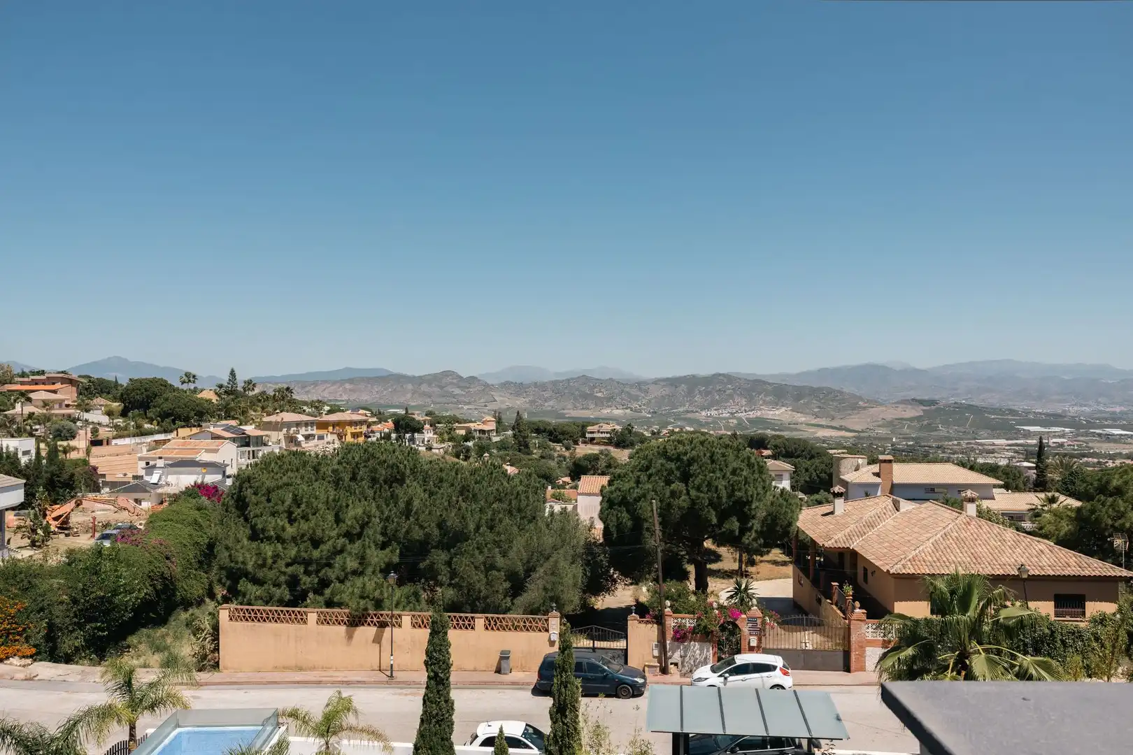 Exterior view of Houses for sale in Alhaurín de la Torre  with Terrace
