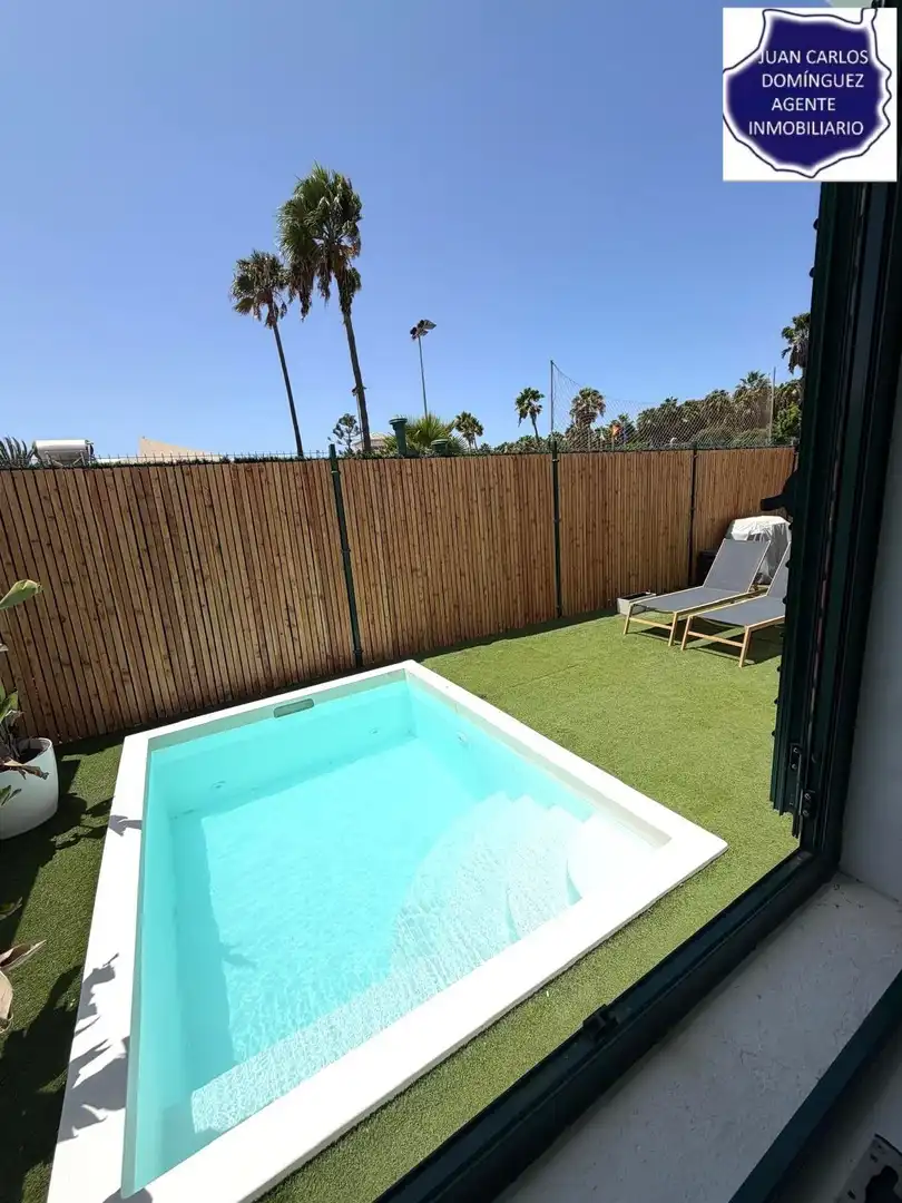 Piscina de Casa o xalet de lloguer en San Bartolomé de Tirajana amb Aire condicionat, Jardí privat i Terrassa