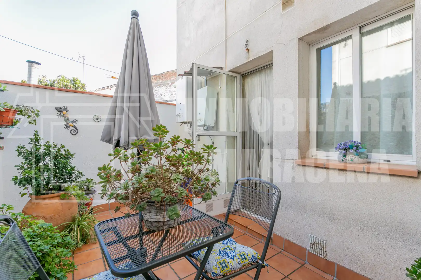 Exterior view of Houses for sale in Granada  with Air Conditioner, Heating and Parquet flooring