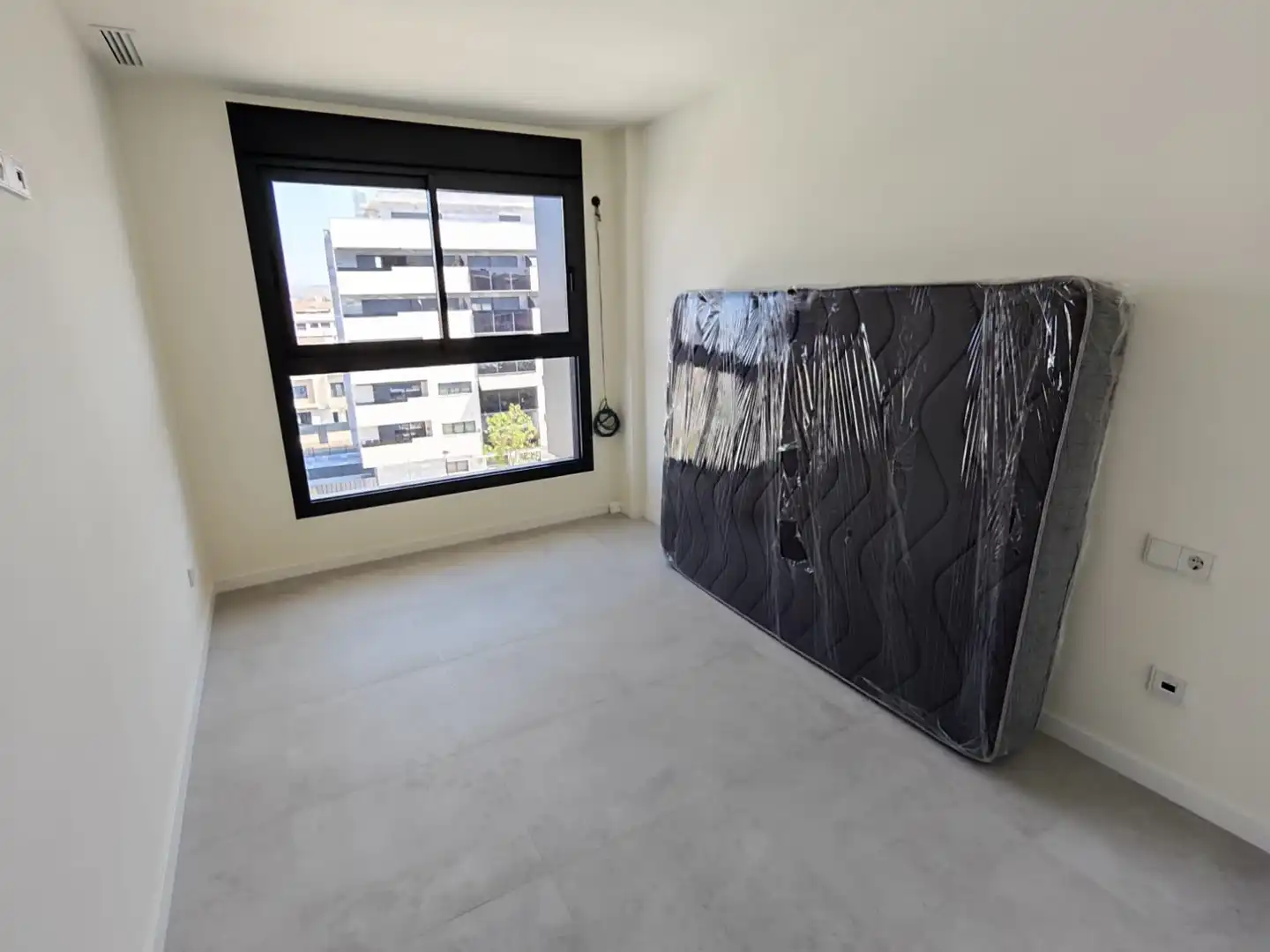 Bedroom of Flat for rent in Murcia  with Air Conditioner, Heating and Storage room