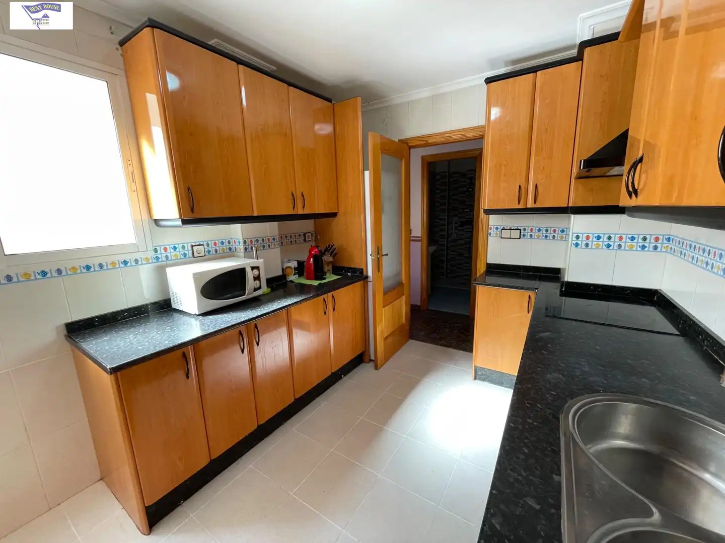 Cocina de Piso en venta en Albacete con Calefacción, Trastero y Balcón