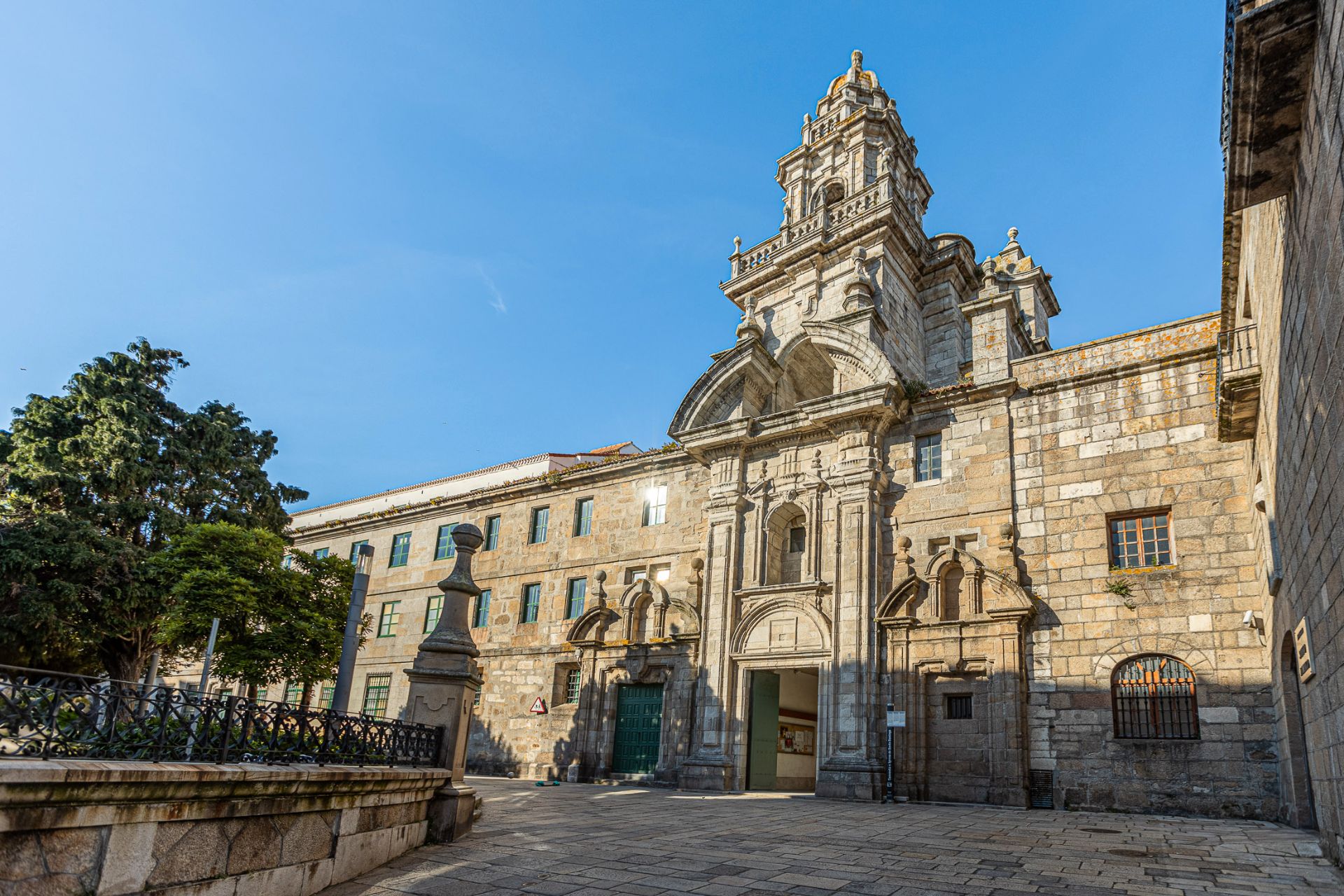 Exterior view of Flat for sale in A Coruña Capital   with Storage room, Oven and Washing machine