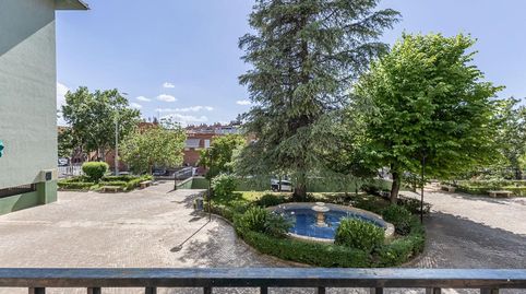 Foto 3 de Piso en venta en Camino Bajo de Huétor, 19, Cervantes, Granada Capital