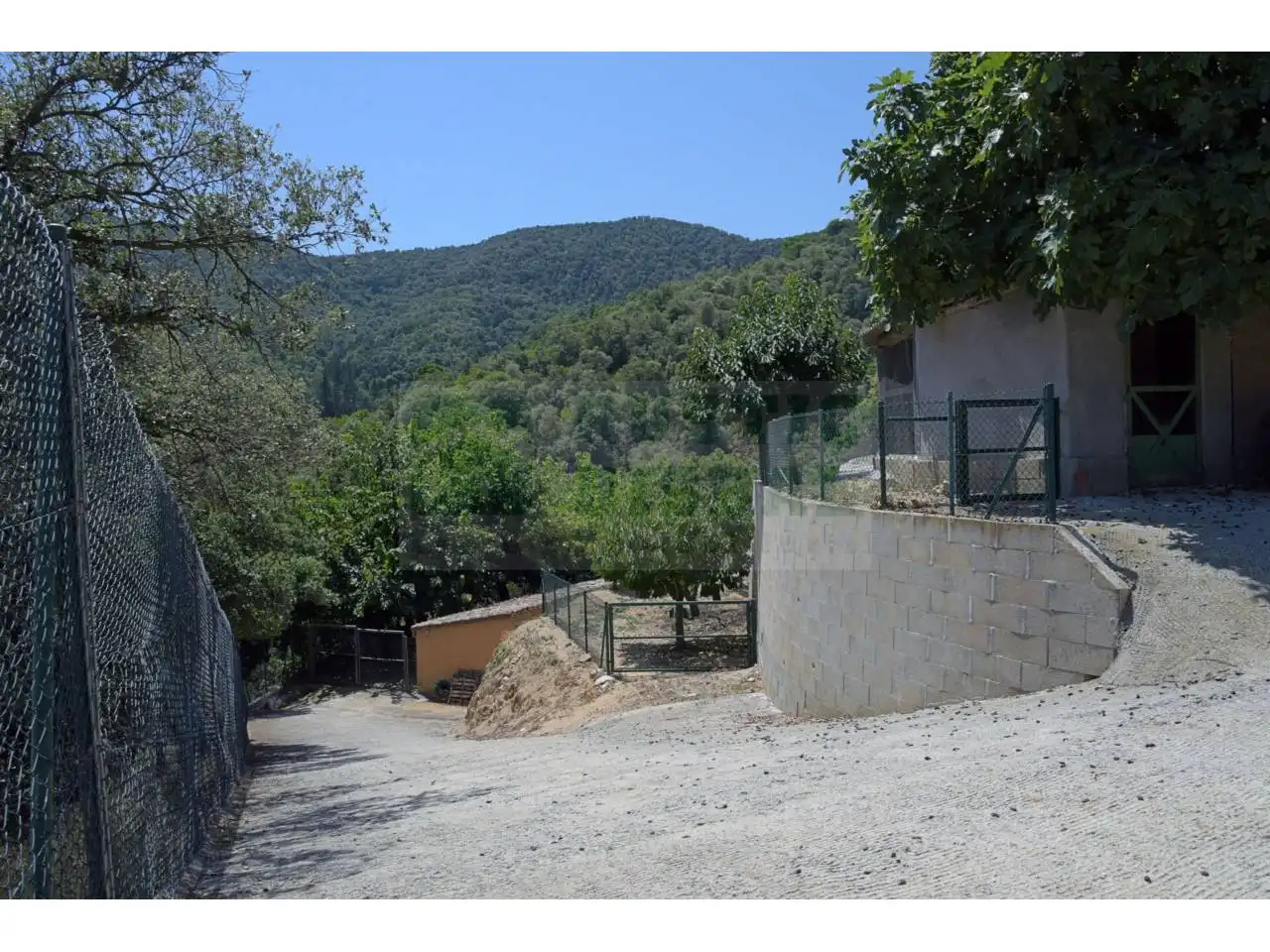 Vista exterior de Finca rústica en venda en Tordera amb Calefacció i Piscina