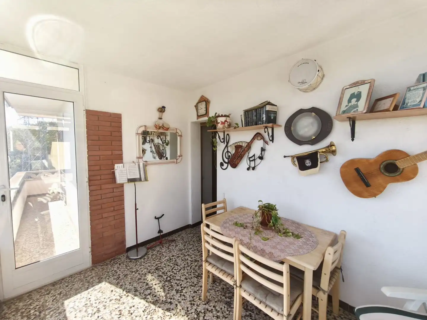 Menjador de Casa o xalet en venda en Lliçà d'Amunt amb Calefacció, Jardí privat i Terrassa