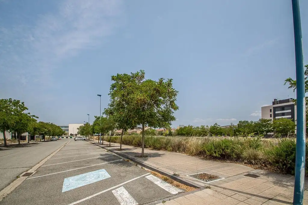 Terreno residencial en venta en Calle José María Azcona, imagen 4