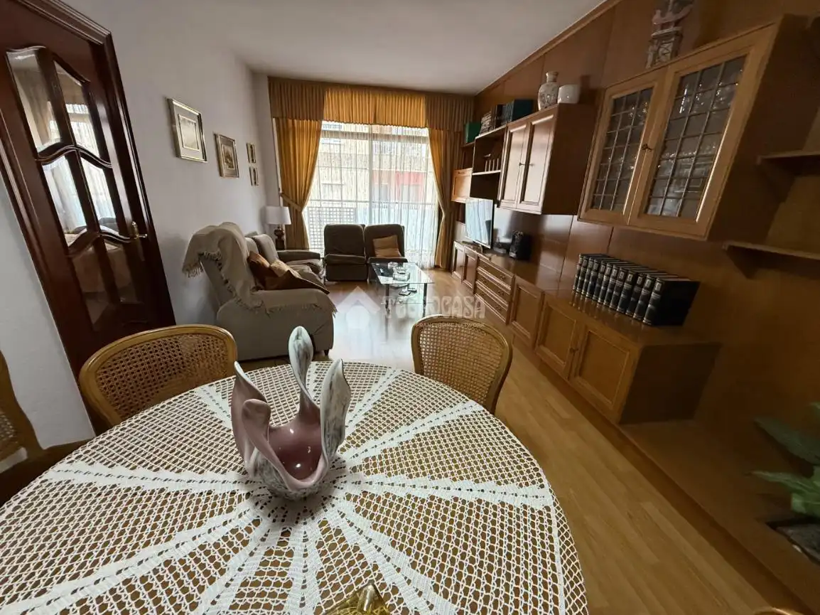 Wohnzimmer von Wohnung zum Verkauf in Barcelona mit Parkett