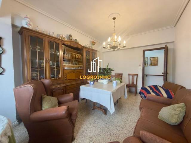 Piso en Venta en San Millán - Ayuntamiento