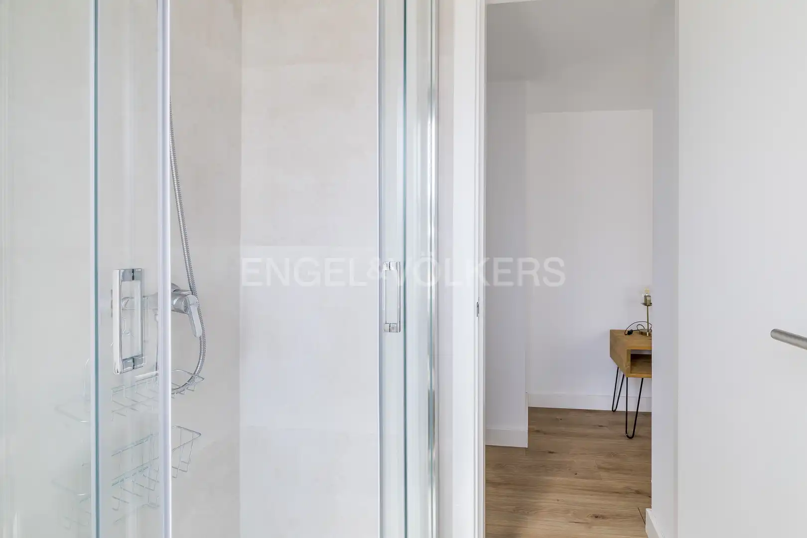 Baño de Planta baja de alquiler en Madrid con Aire acondicionado, Calefacción y Amueblado