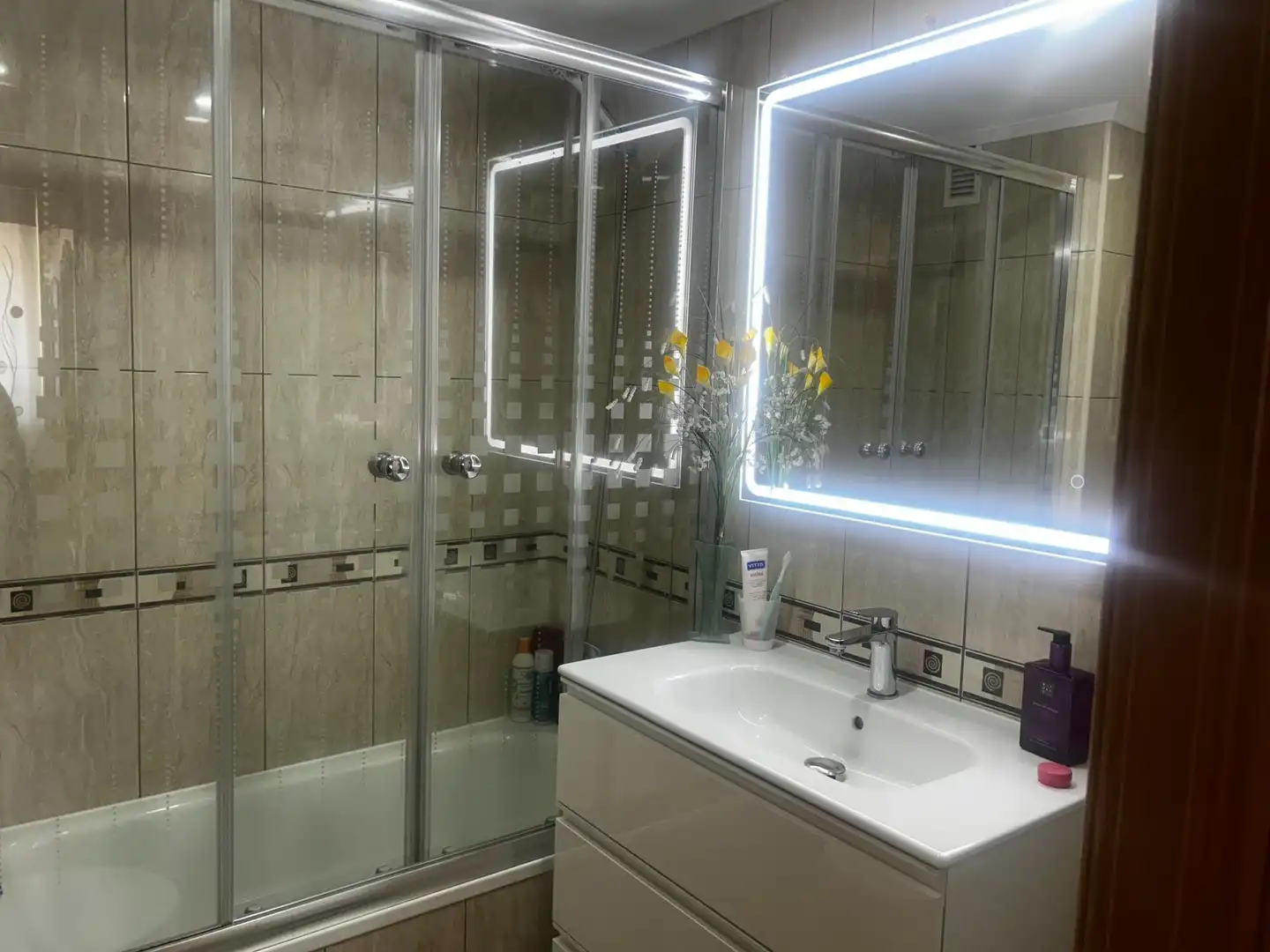 Baño de Piso en venta en Coslada con Aire acondicionado, Calefacción y Amueblado