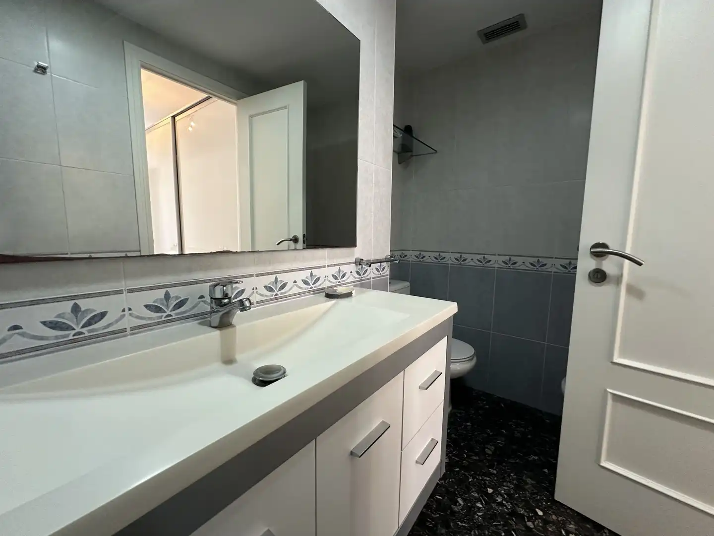 Baño de Piso en venta en Ontinyent con Calefacción y Trastero