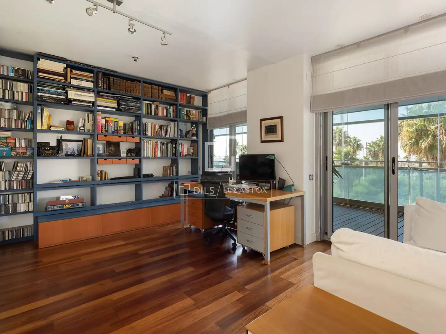 Sala de estar de Piso en venta en Barcelona con Aire acondicionado, Calefacción y Jardín privado