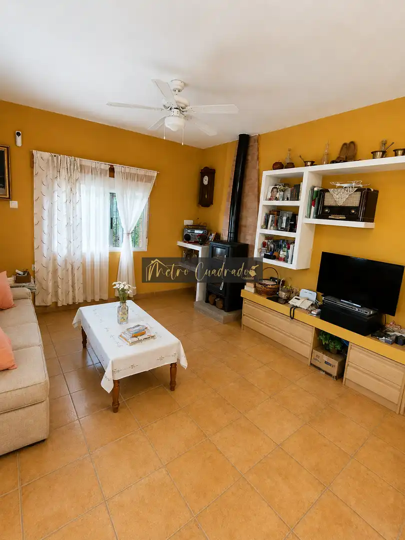 Sala de estar de Finca rústica en venta en Alcuéscar con Terraza y Trastero