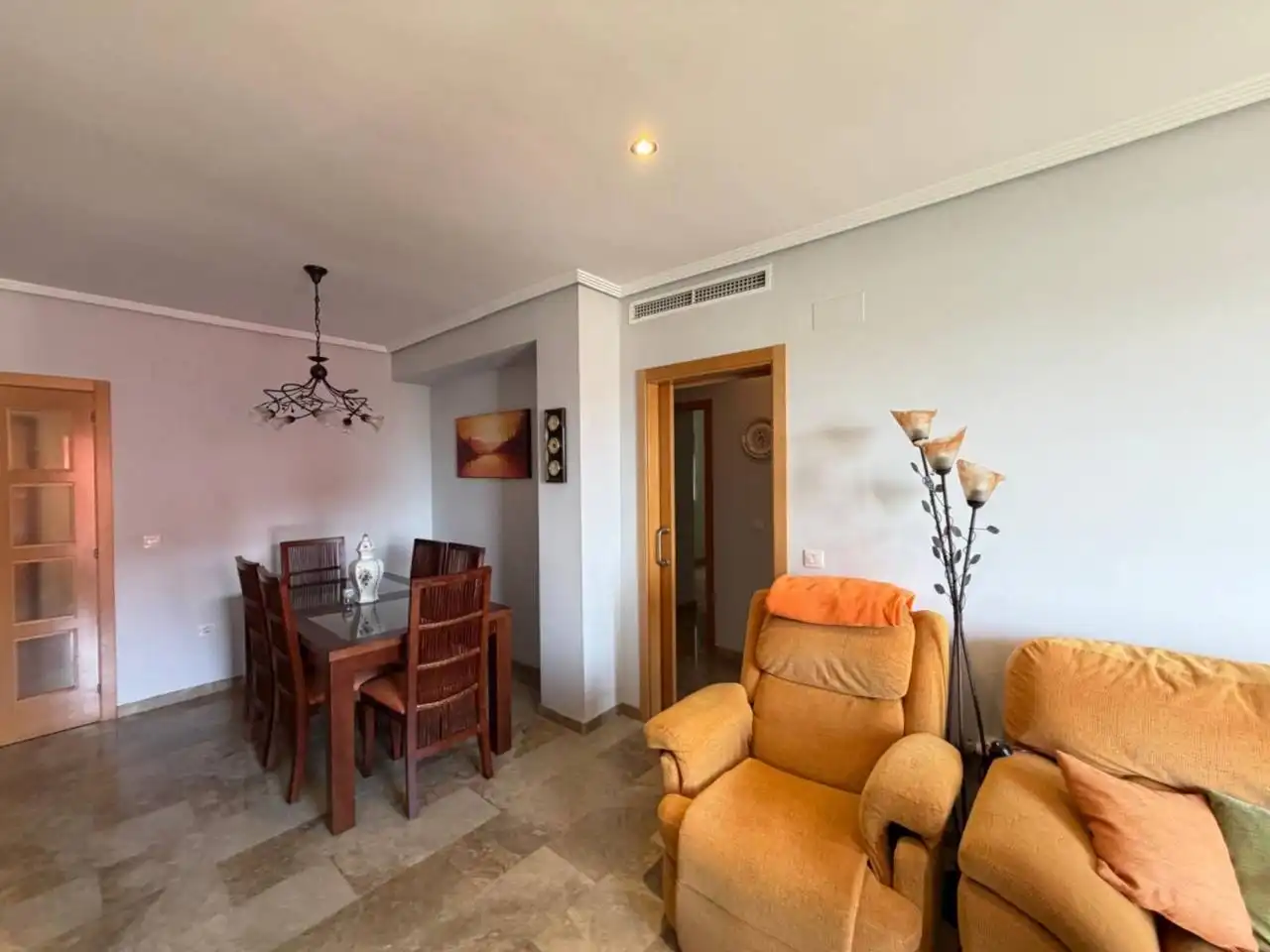 Comedor de Piso en venta en Almazora / Almassora con Aire acondicionado, Trastero y Amueblado