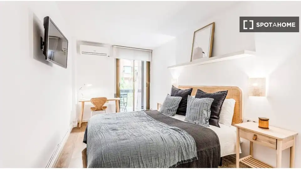 Habitación de Piso de alquiler en Barcelona con Aire acondicionado, Calefacción y Amueblado