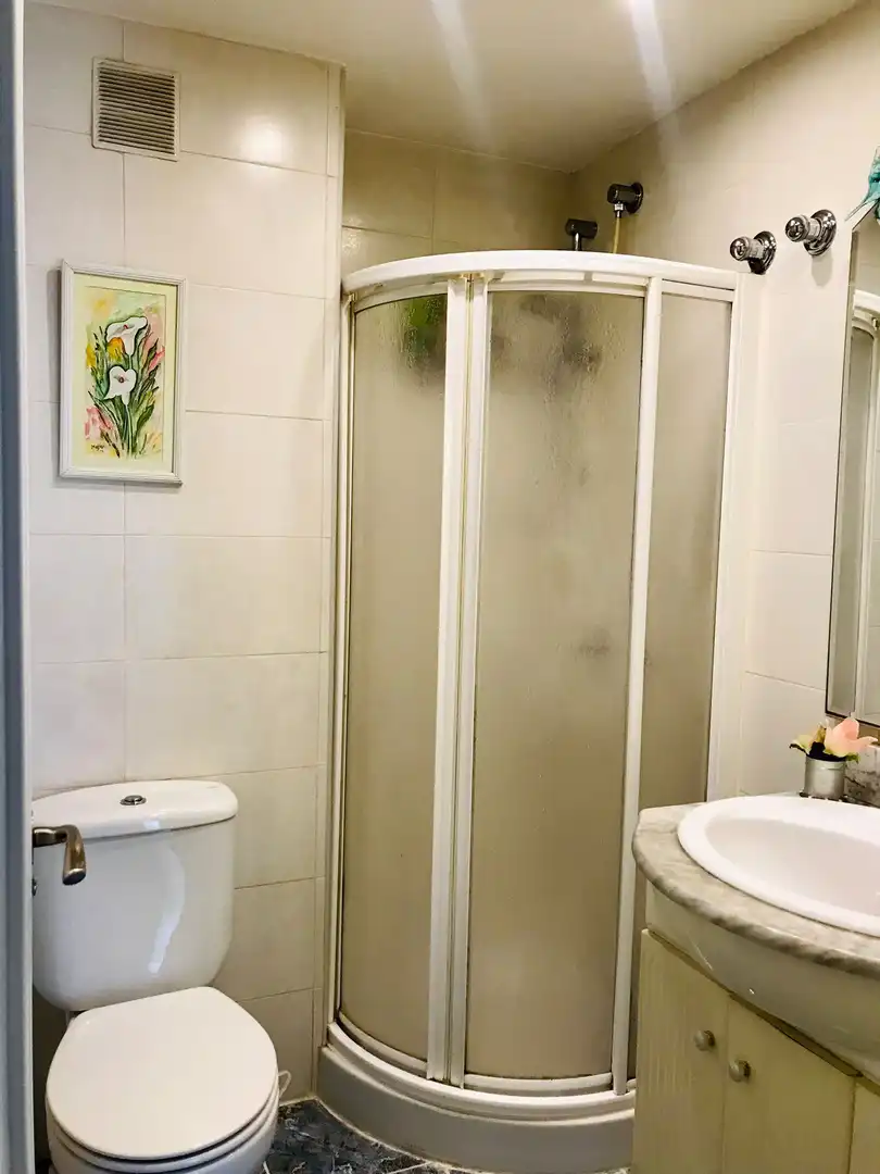 Badezimmer von Wohnungen zum Verkauf in Marbella mit Terrasse, Abstellraum und Möbliert