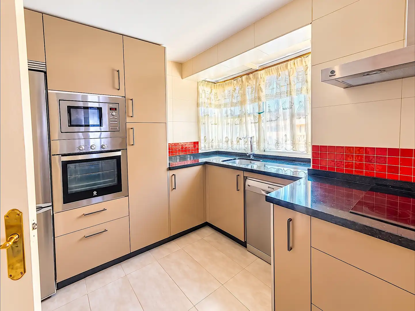 Duplex in vendita a Las Lagunas, imagen 2