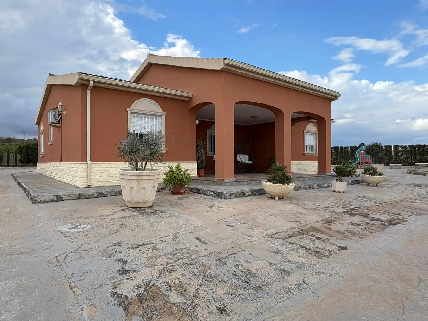 Exterior view of Houses for sale in Elche / Elx  with Private garden and Swimming Pool