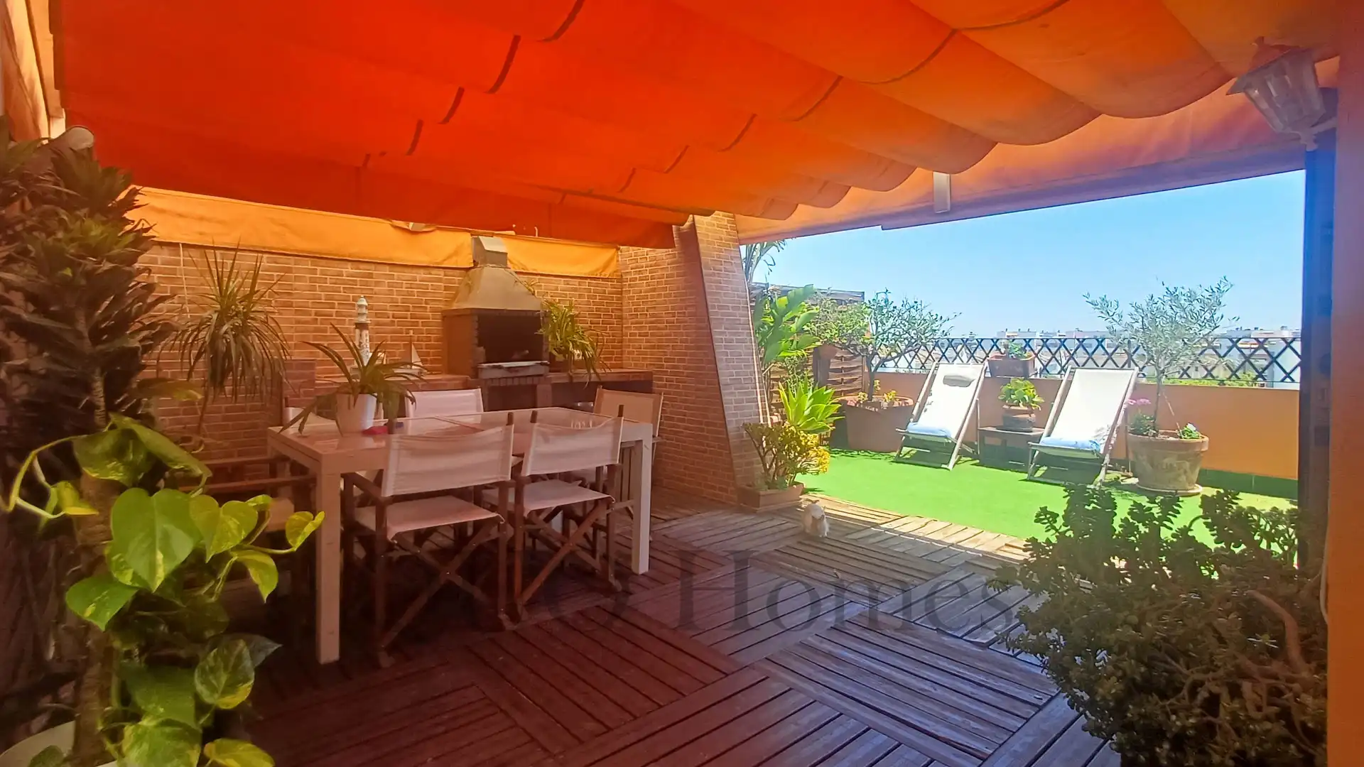 Detached homes for sale in El Altillo