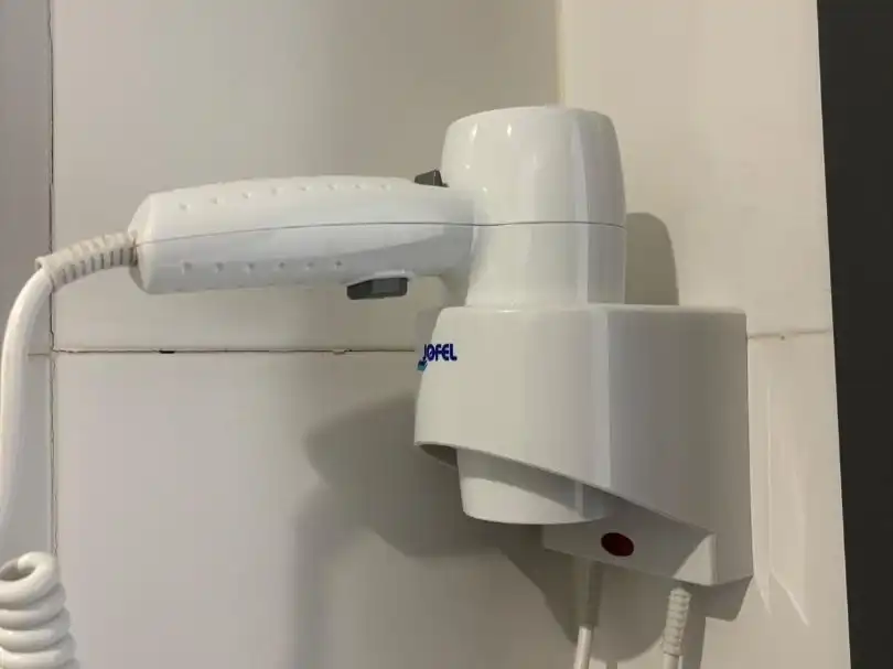 Baño de Oficina de alquiler en Valencia con Aire acondicionado, Amueblado y Internet