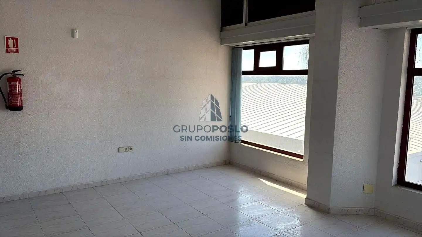Local comercial en venda a Avenida de Londres, imagen 4