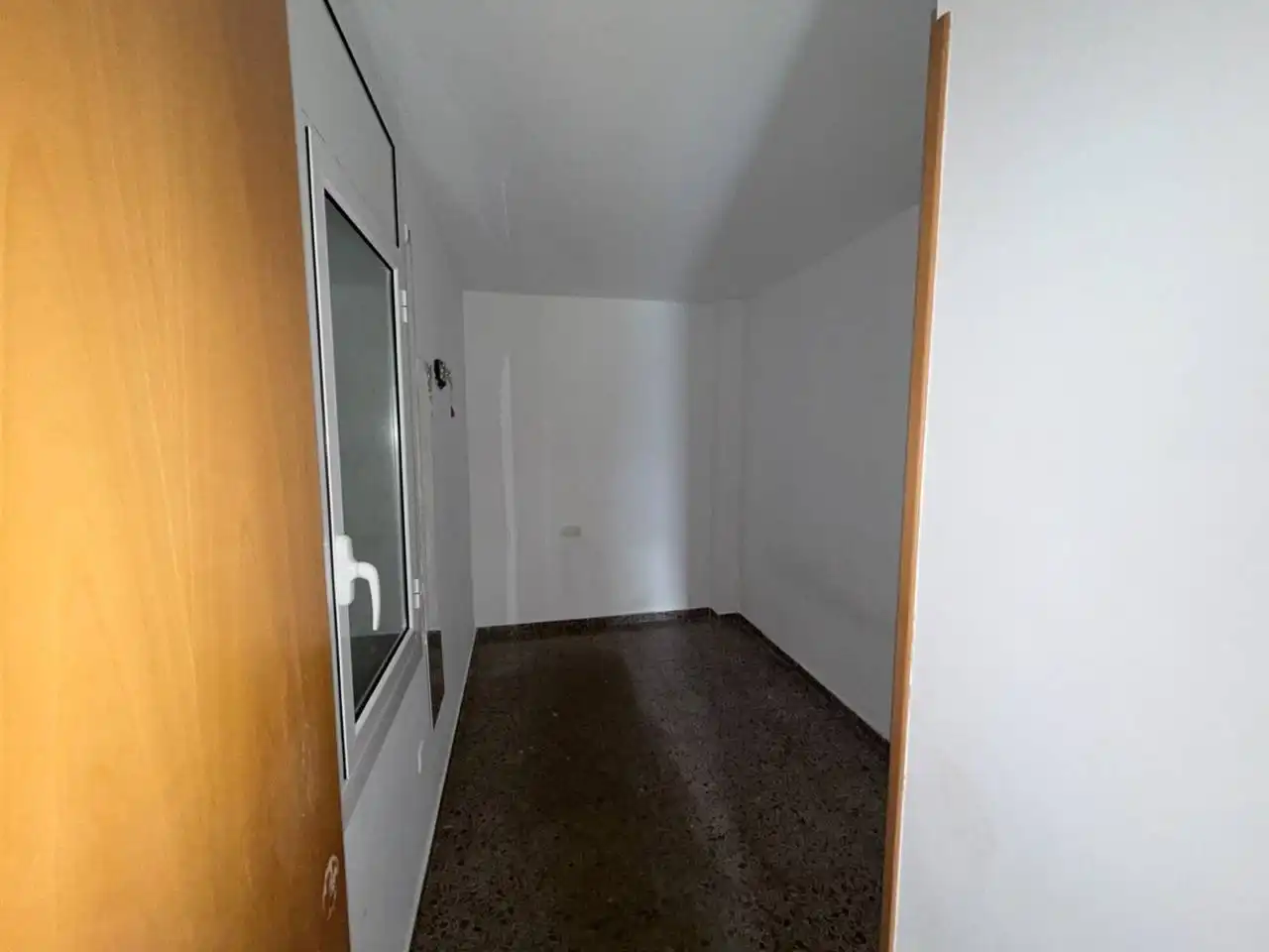 Piso en venta en Terrassa con Parquet y Balcón