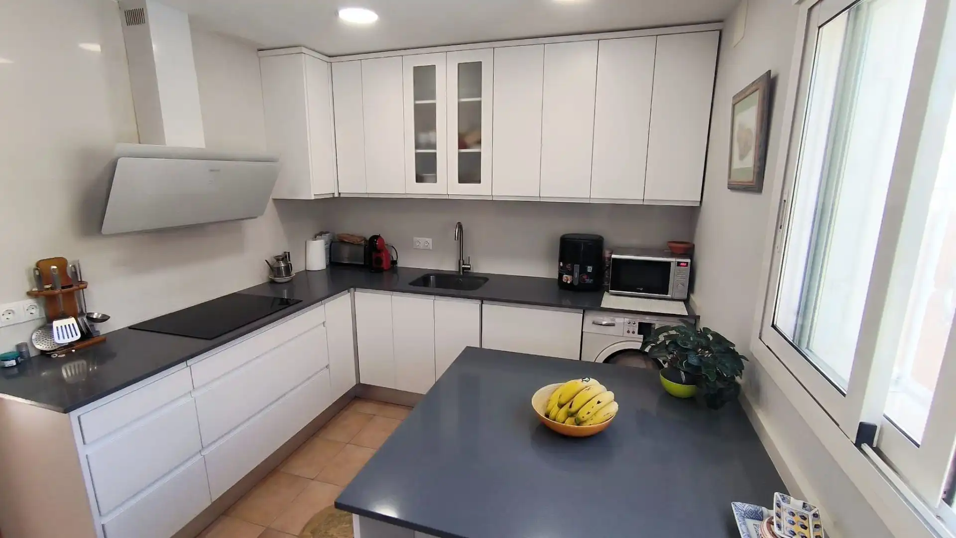Cocina de Casa o chalet en venta en La Nucia con Aire acondicionado, Calefacción y Jardín privado