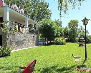 Jardí de Casa o xalet en venda en Don Álvaro amb Aire condicionat i Piscina