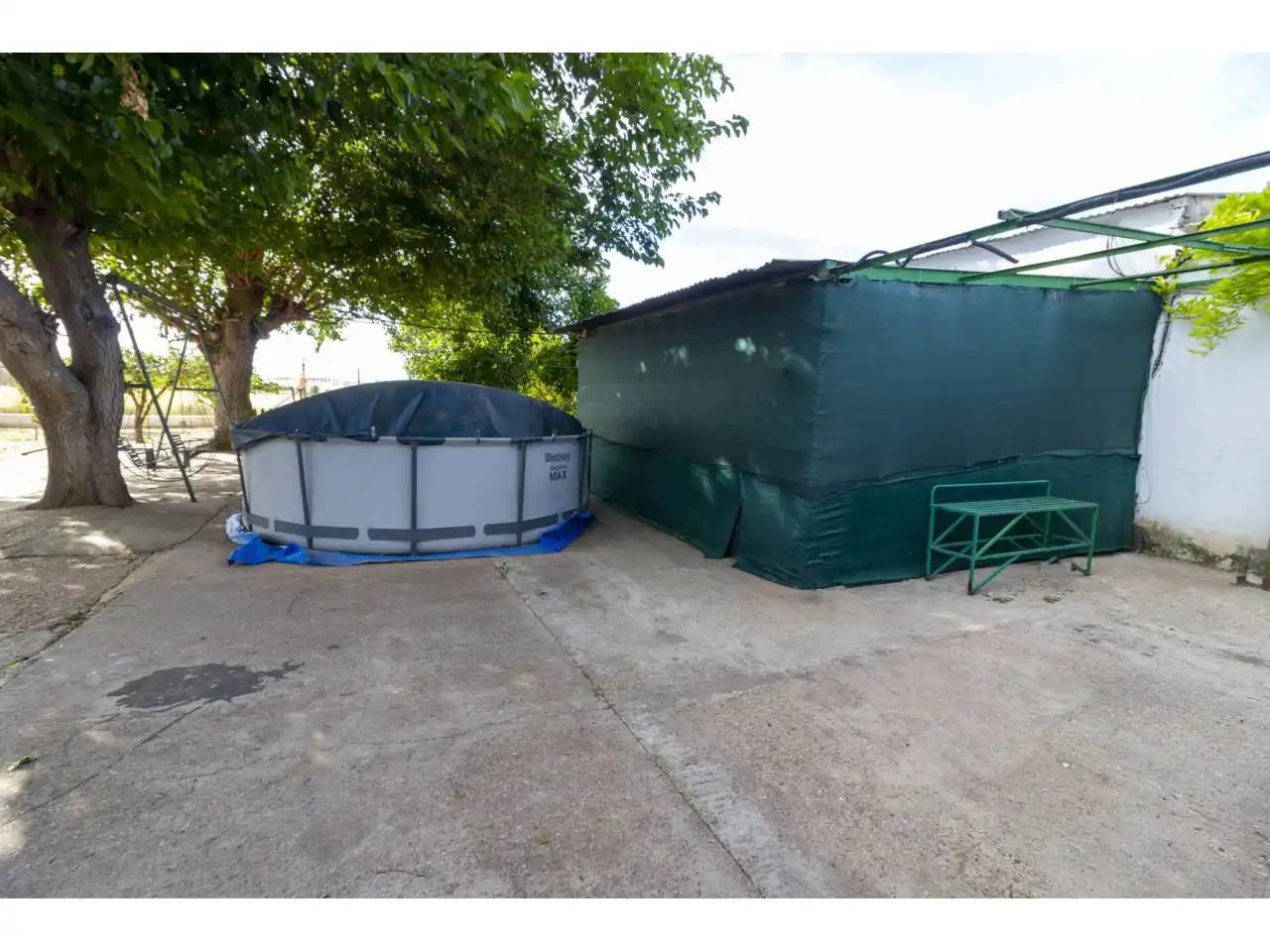 Piscina de Terreno en venta en Badajoz