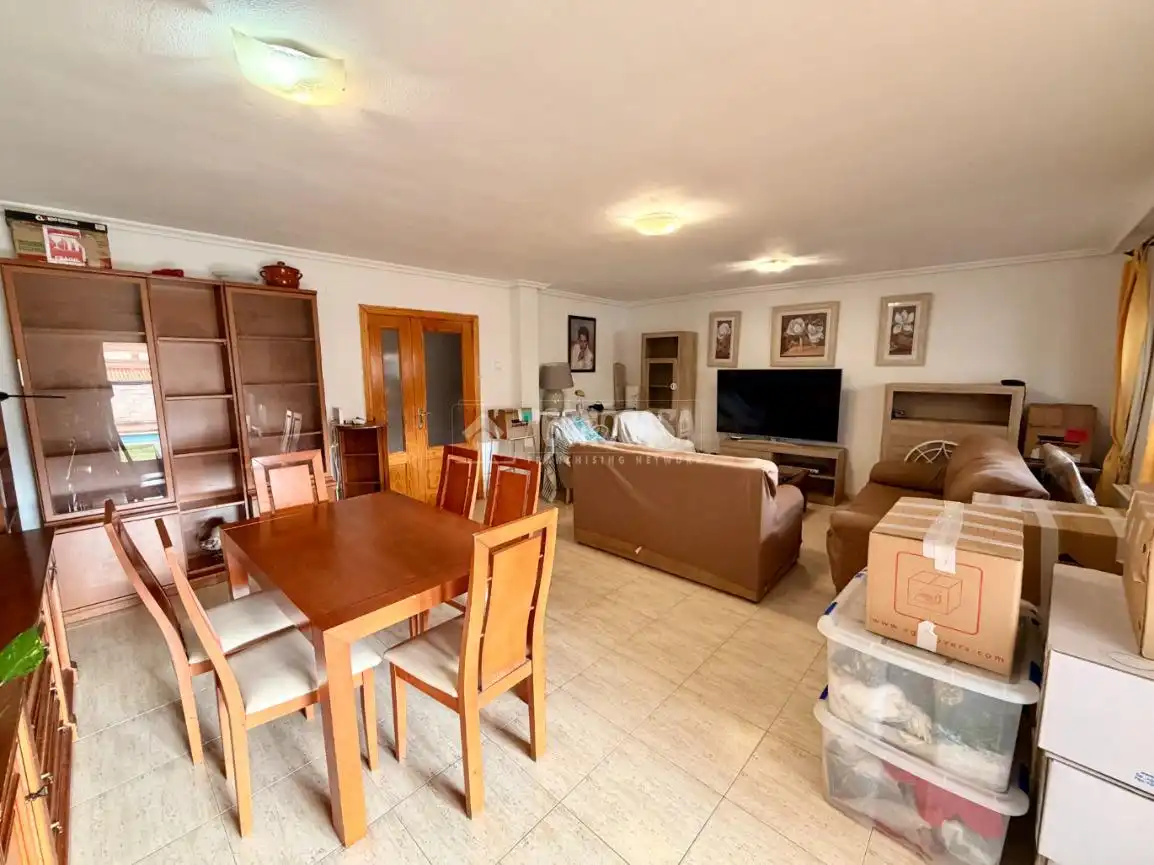 Casa adosada en venta en Villanueva de la Torre