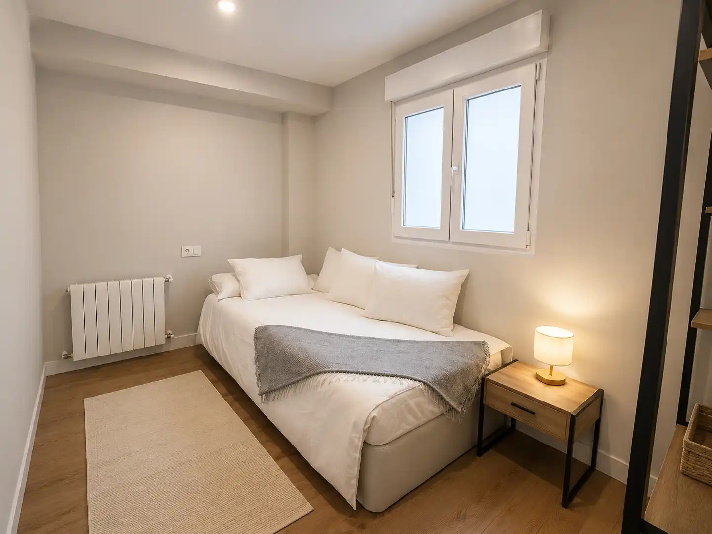 Flat to rent in Calle Ramón Sáez de Adana, imagen 5