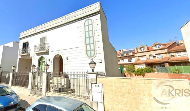 Casa-chalet en Venta en José Bárcena Fernández en El Pilar - La Estación