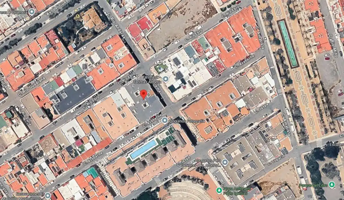Vista exterior de Piso en venta en La Gangosa