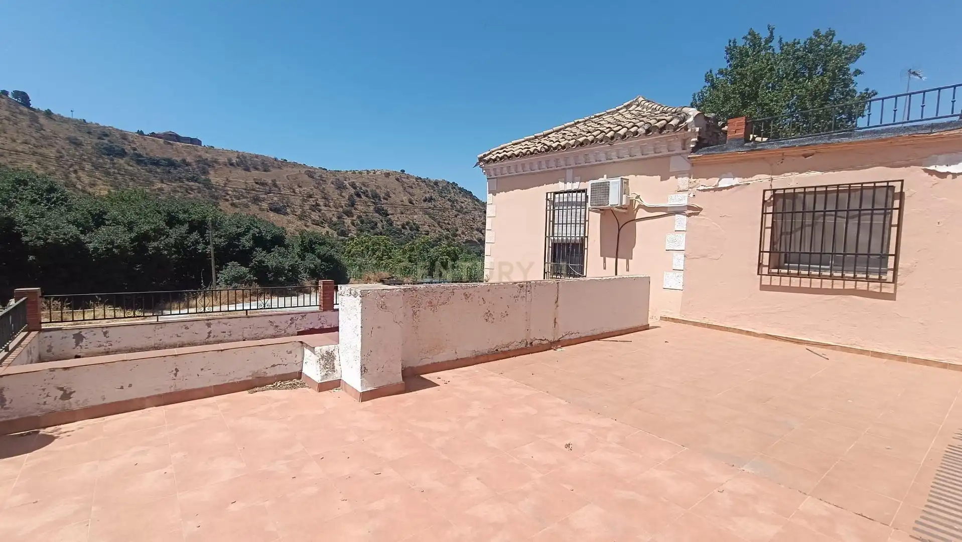 Terrassa de Casa o xalet en venda en Granada