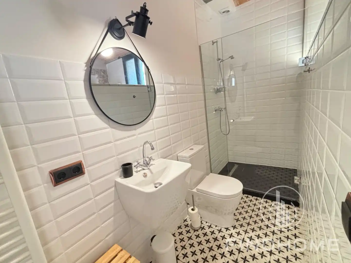 Bathroom of Country homes for sale in Les Preses  with Air Conditioner, Private garden and Terrace