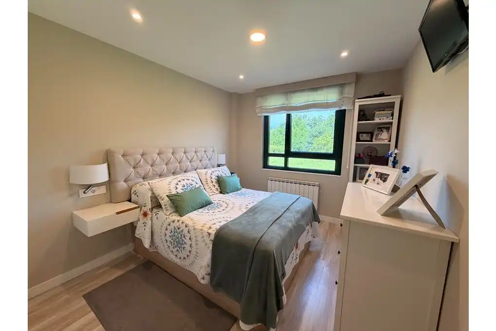 Habitación de Piso en venta en Teo con Calefacción, Parquet y Trastero