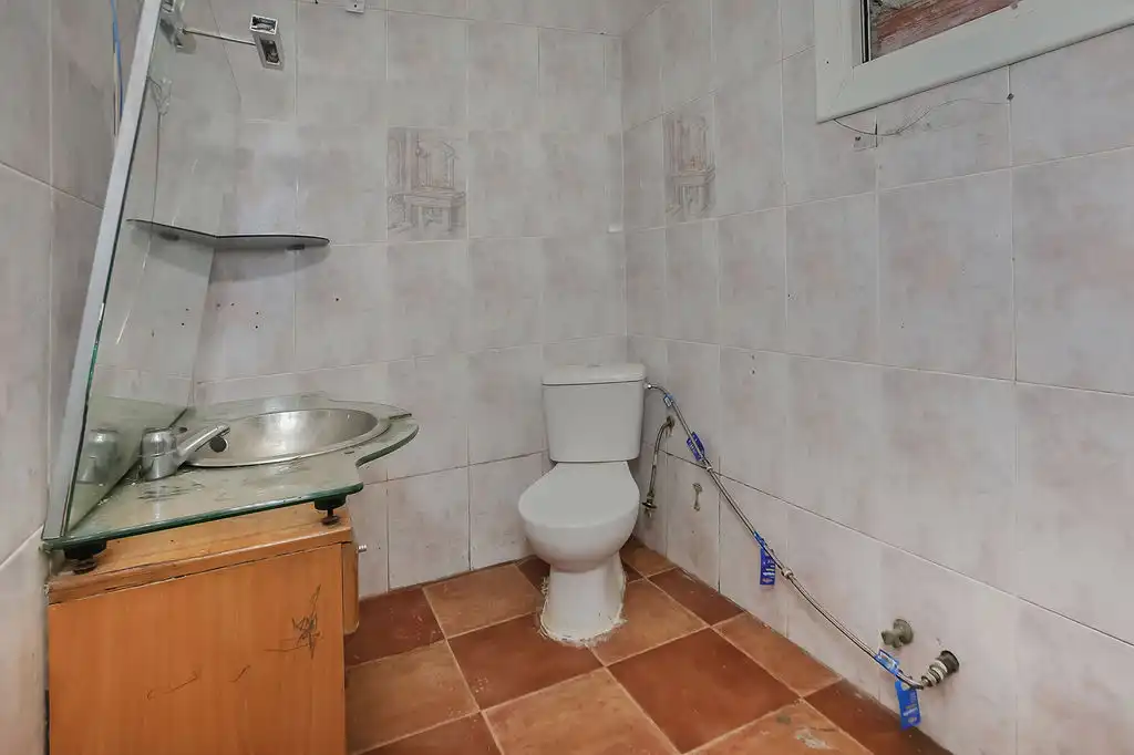 Badezimmer von Grundstücke zum Verkauf in Badalona