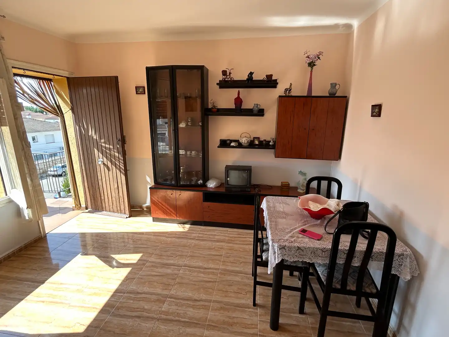 Comedor de Apartamento en venta en Creixell con Terraza, Trastero y Amueblado