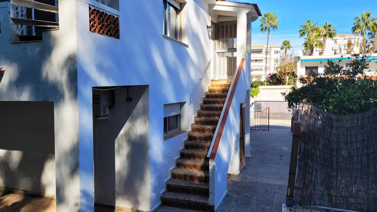 Außenansicht von Country house zum Verkauf in L'Alfàs del Pi