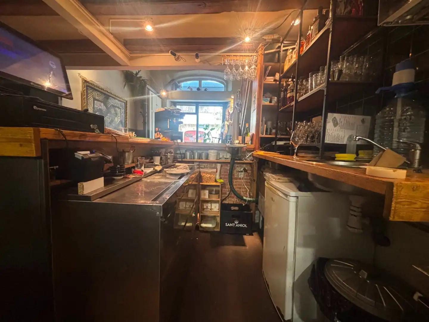 Business premises for transfer in Sants - Montjuïc, imagen 10